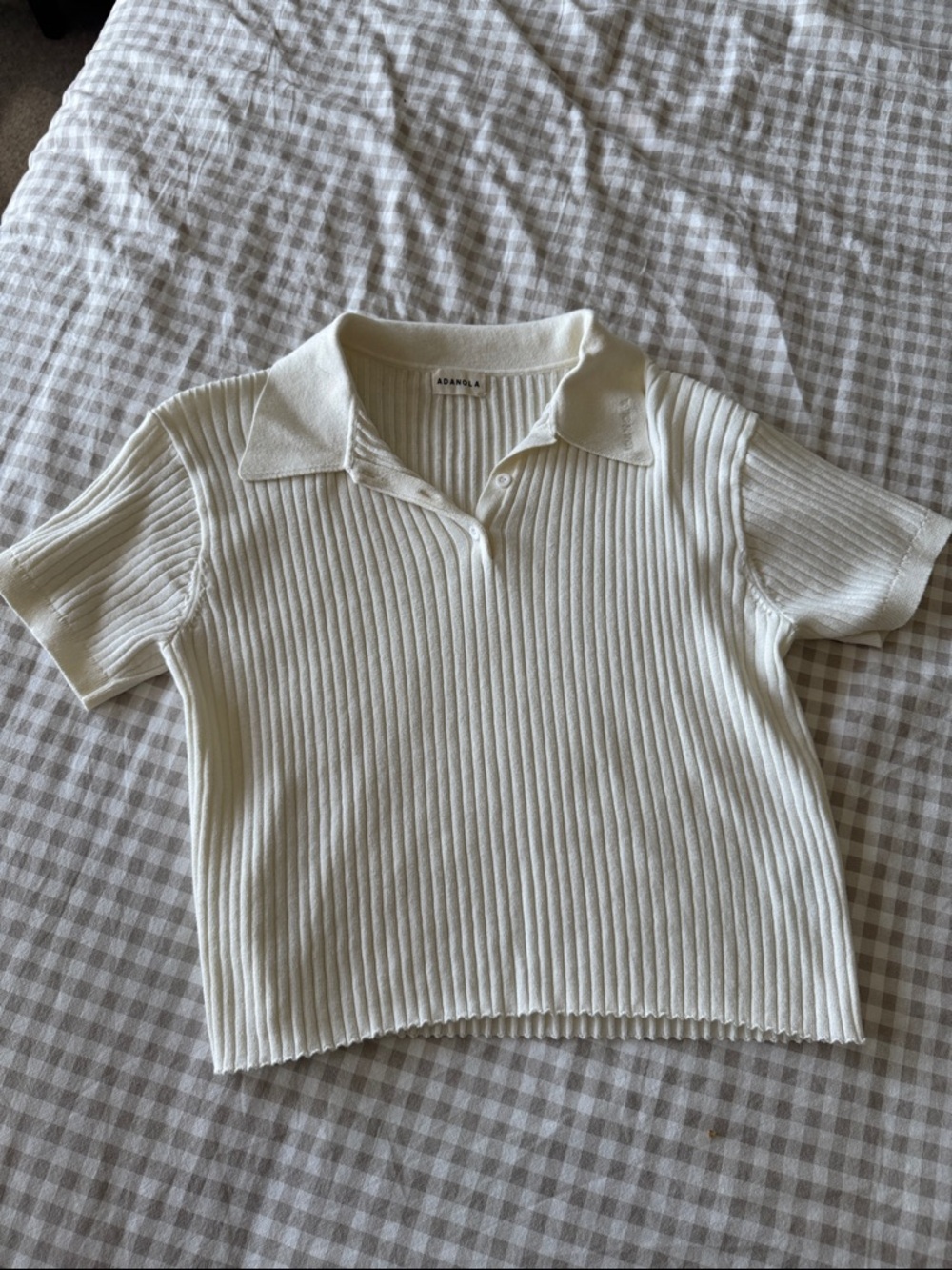 Adanola polo